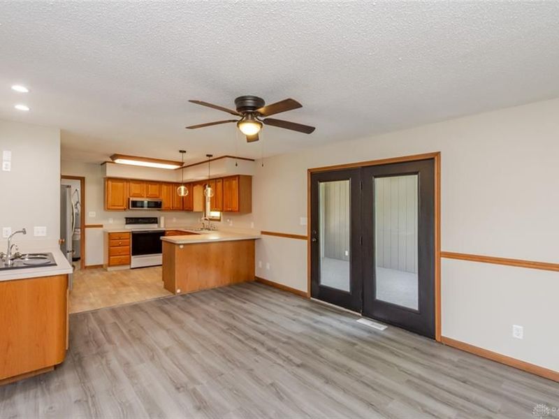 23 Lakengren Drive, Eaton, OH 45320 Photo 7