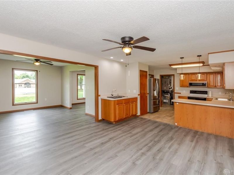 23 Lakengren Drive, Eaton, OH 45320 Photo 8