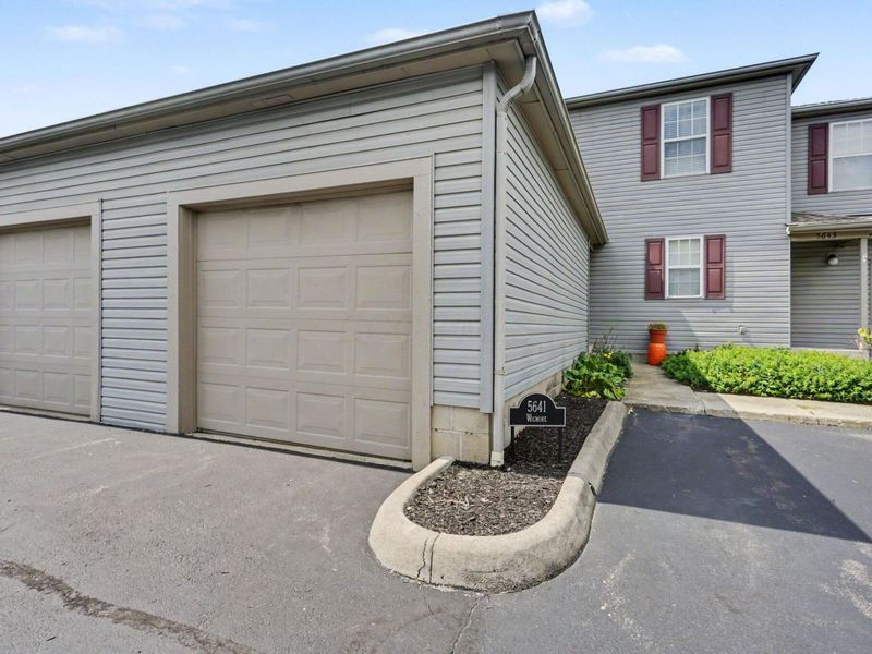 5641 Wigmore Drive, Unit 51E, Columbus, OH 43235 Photo 27