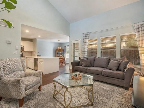 704 Creekwood Drive, Lewisville, TX 75067