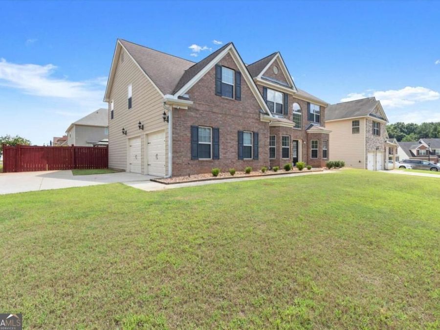Property Image 4