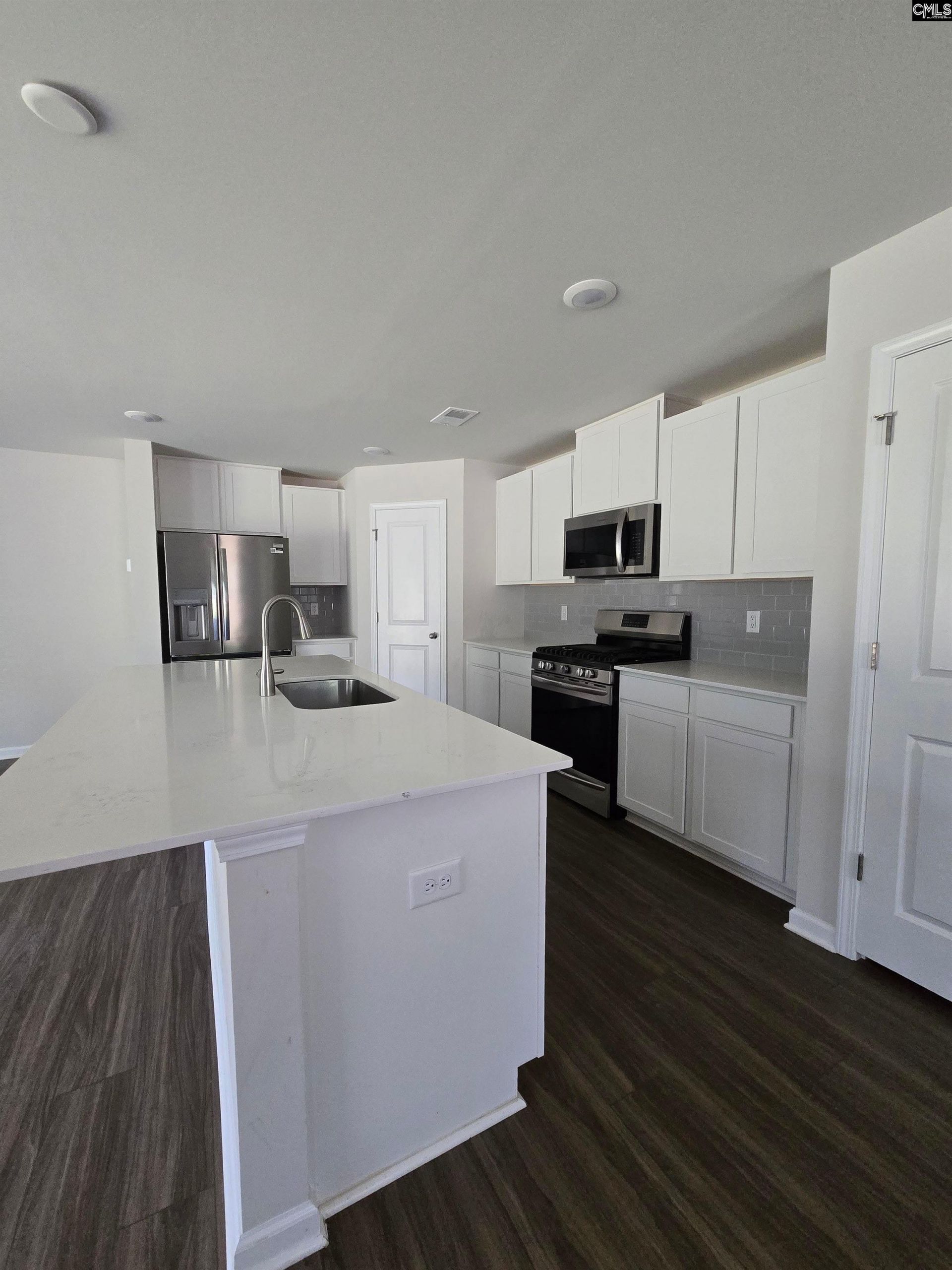 6 Parkwood Court Photo 10
