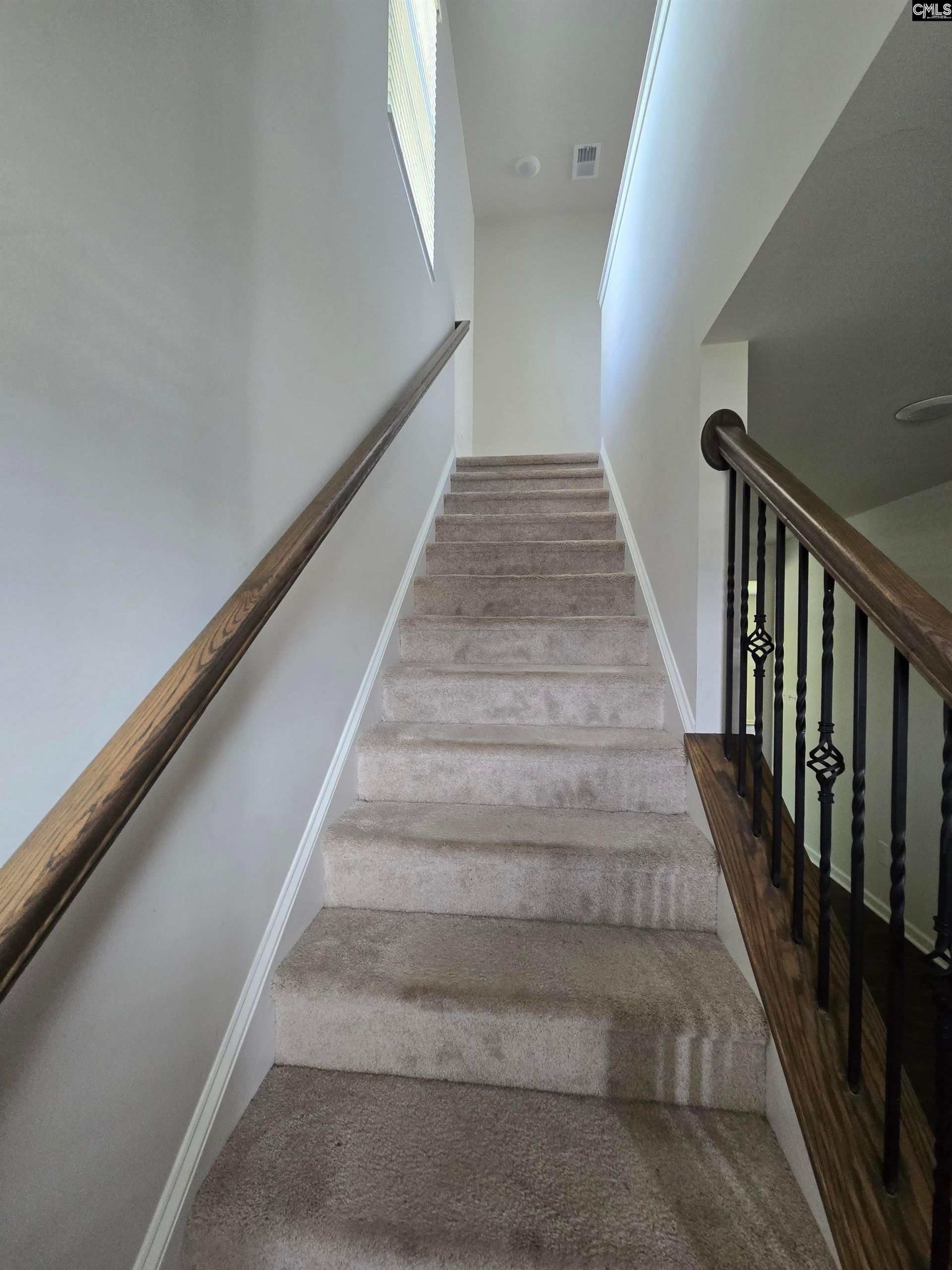 6 Parkwood Court Photo 15