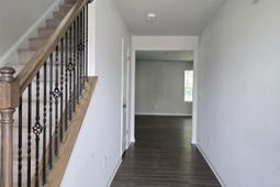 6 Parkwood Court photo 4