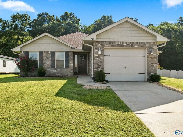 279 Lazy Oak Drive, New Market, AL 35761