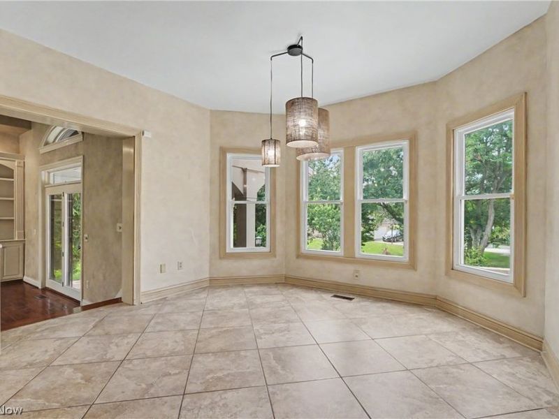 5671 Brownstone Circle NW, Canton, OH 44718 Photo 12