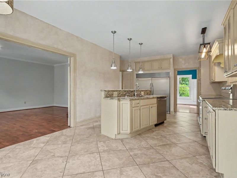 5671 Brownstone Circle NW, Canton, OH 44718 Photo 15