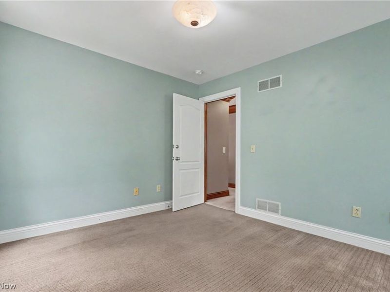 5671 Brownstone Circle NW, Canton, OH 44718 Photo 31