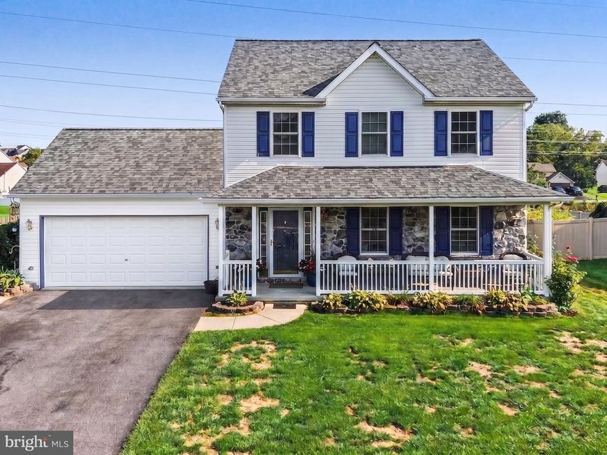 1144 Hunters Chase Lane, Lebanon, PA 17046 Main Photo