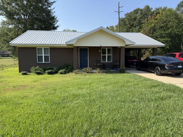 43 Railroad Ave., Sumrall, MS 39482