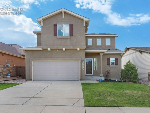 5818 Cumbre Vista Way, Colorado Springs, CO 80924