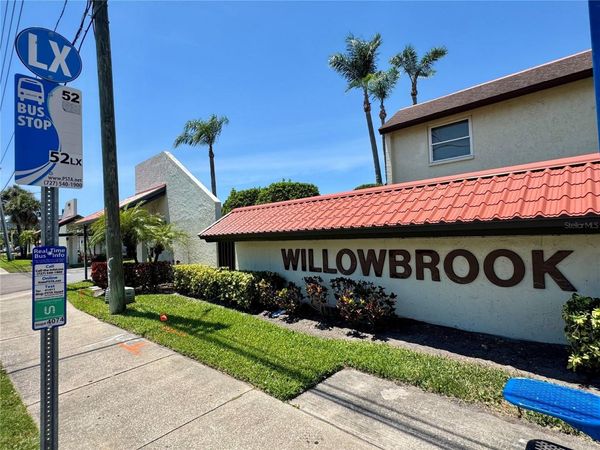 1100 E BAY DRIVE , Unit 3, LARGO, FL 33770