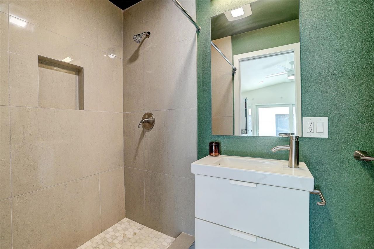 2121 Palm Terrace, Sarasota, FL 34231 Photo