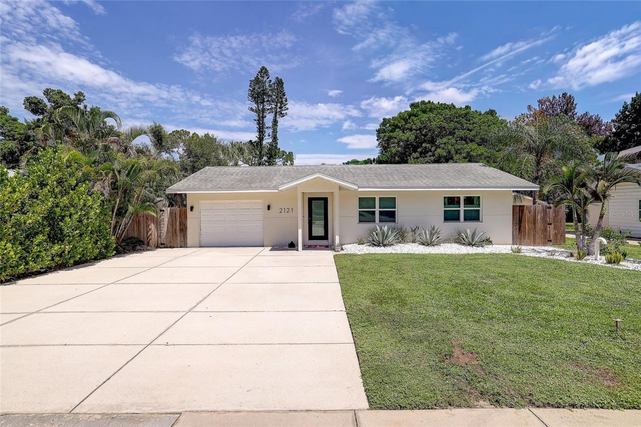 2121 Palm Terrace, Sarasota, FL 34231 Photo
