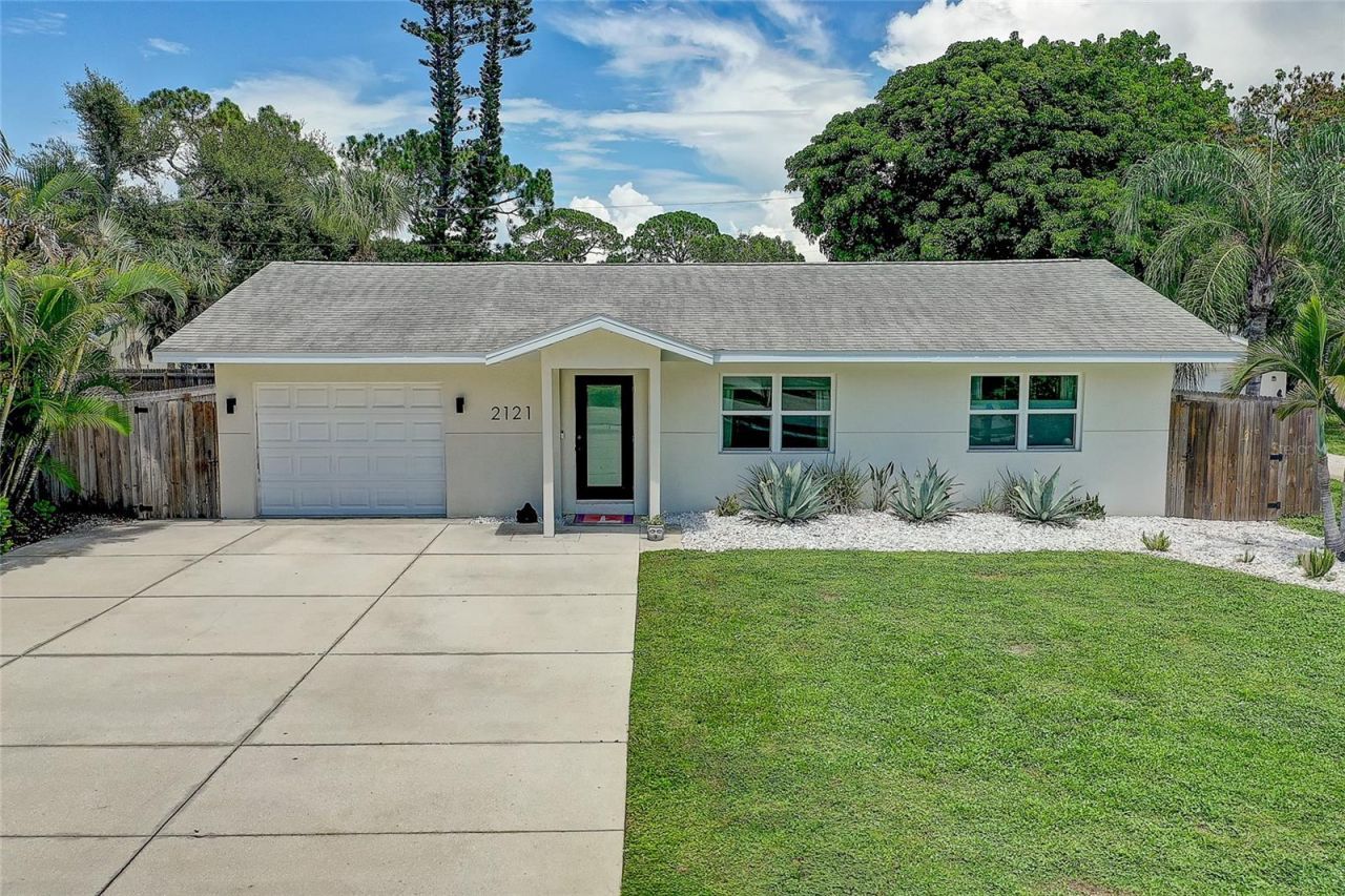 2121 Palm Terrace, Sarasota, FL 34231 Photo