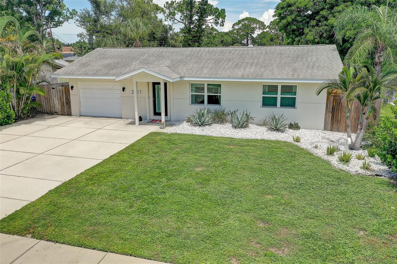 2121 Palm Terrace, Sarasota, FL 34231 Photo