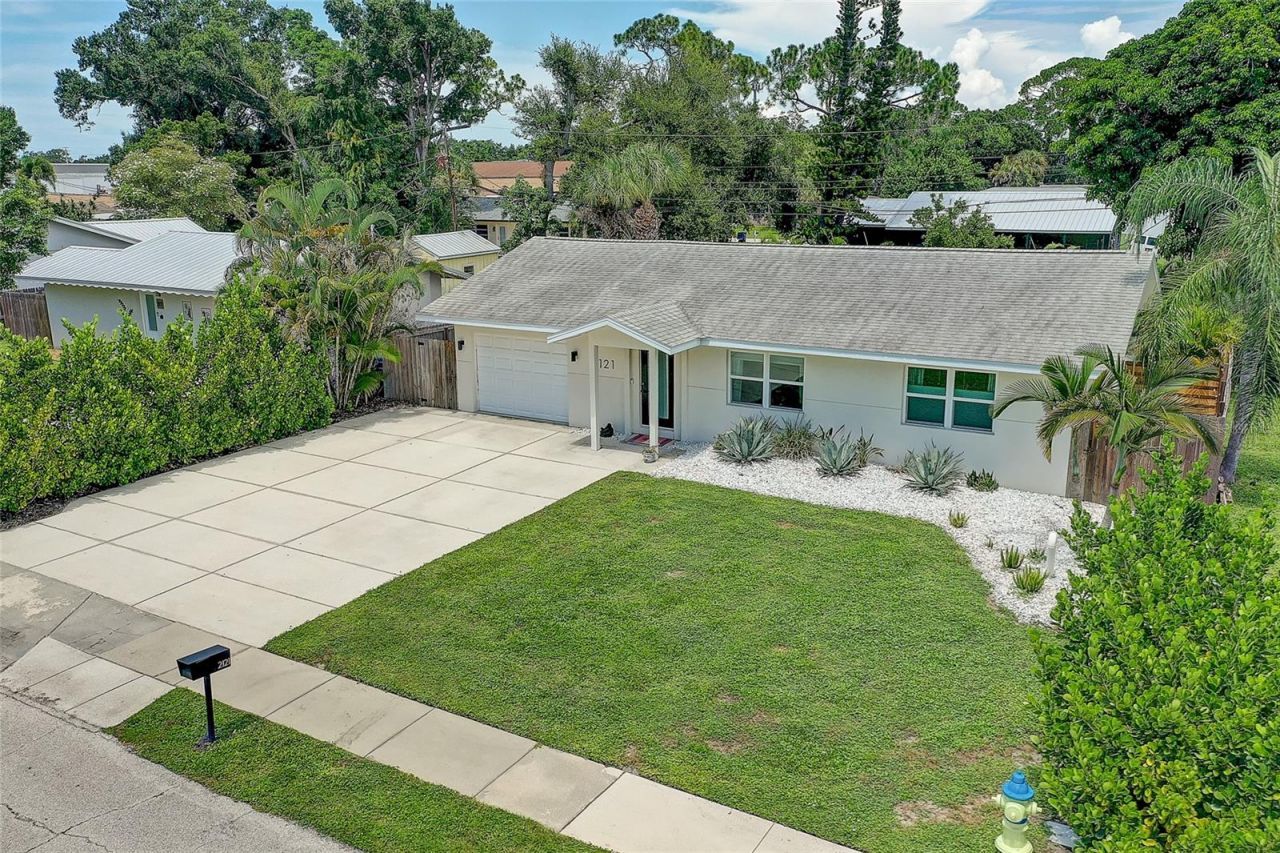 2121 Palm Terrace, Sarasota, FL 34231 Photo