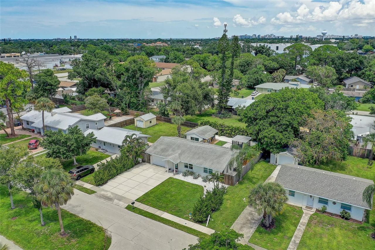 2121 Palm Terrace, Sarasota, FL 34231 Photo