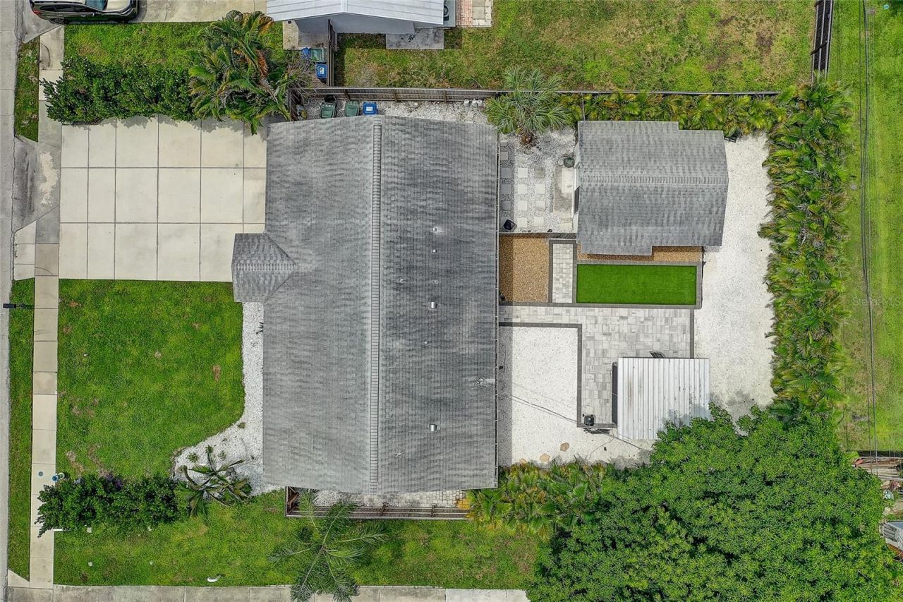 2121 Palm Terrace, Sarasota, FL 34231 Photo