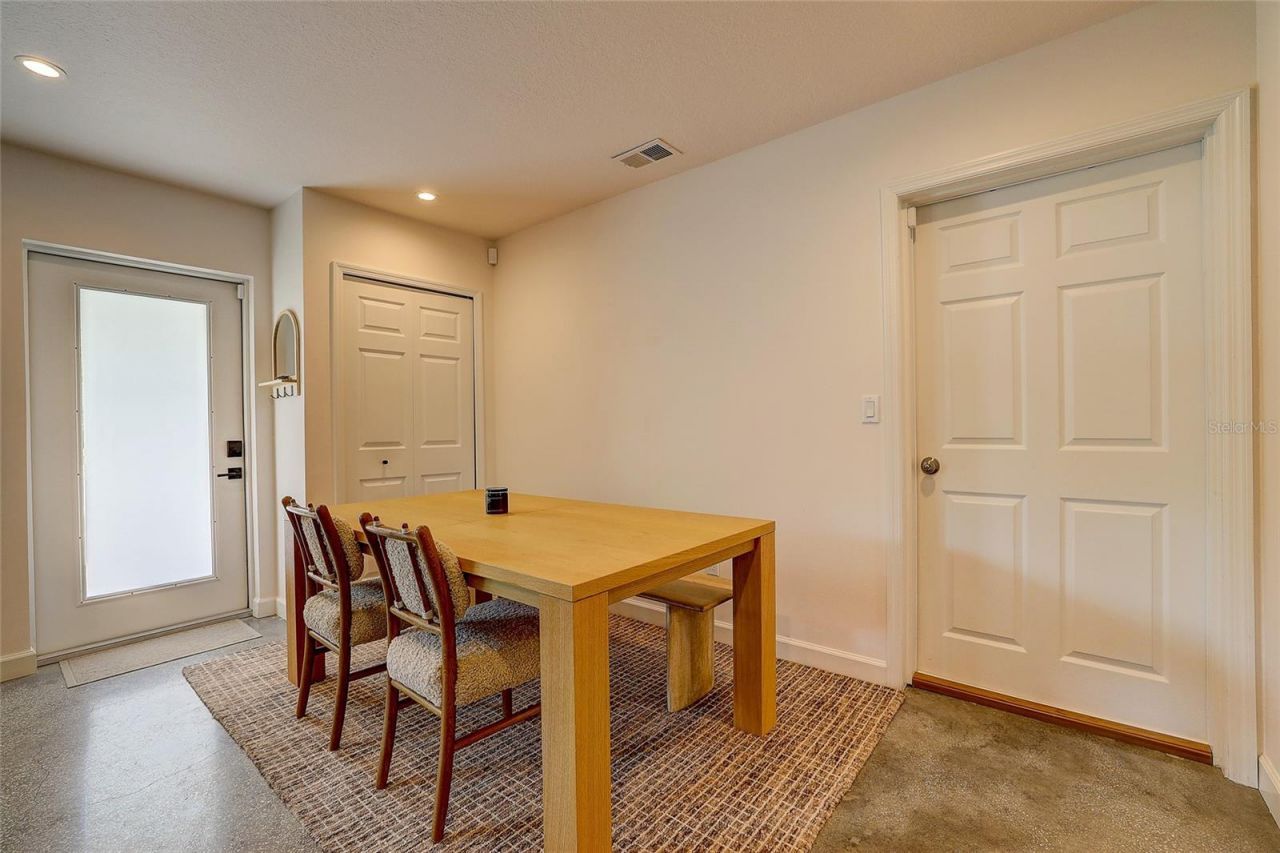 2121 Palm Terrace, Sarasota, FL 34231 Photo