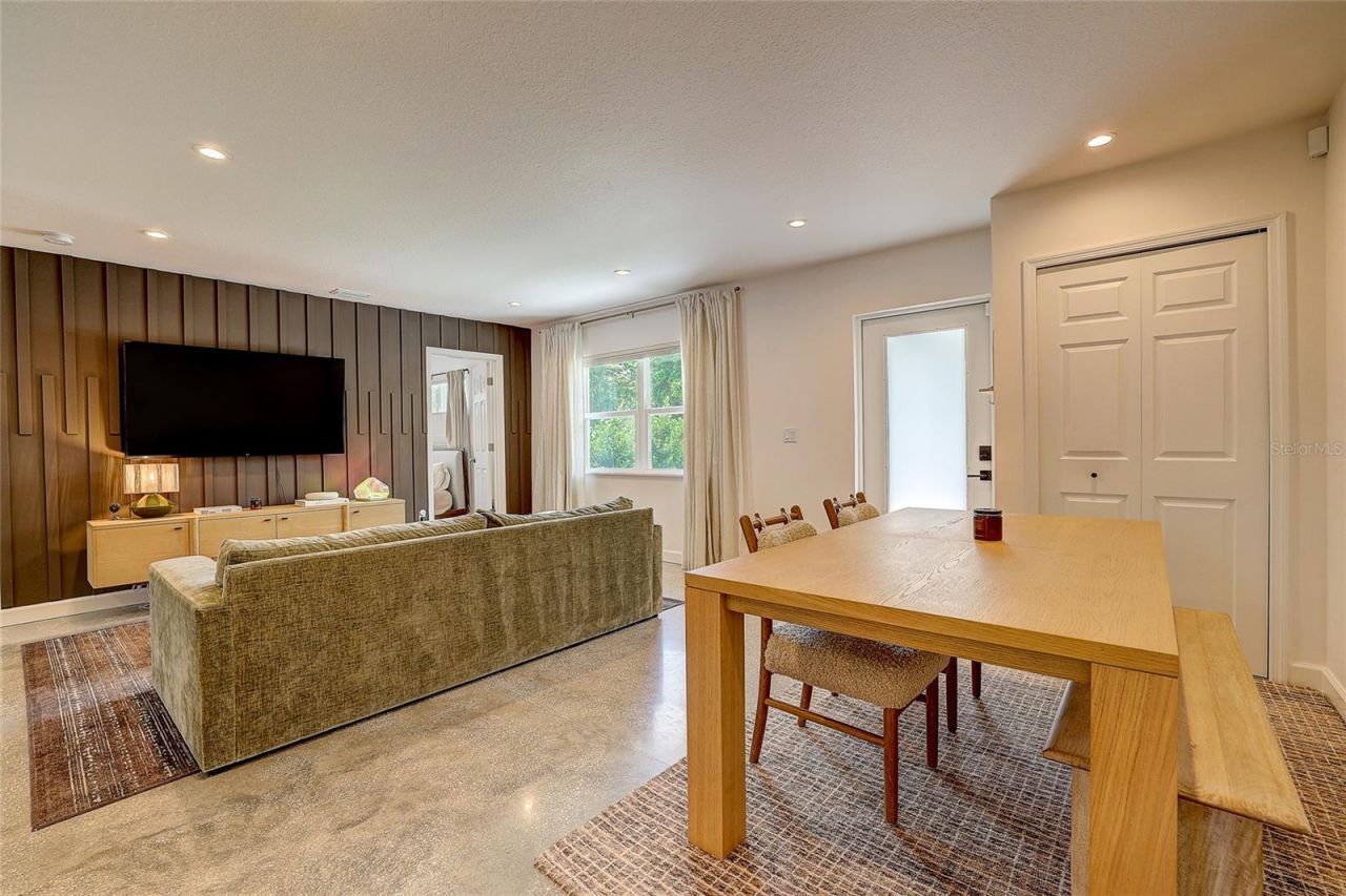 2121 Palm Terrace, Sarasota, FL 34231 Photo