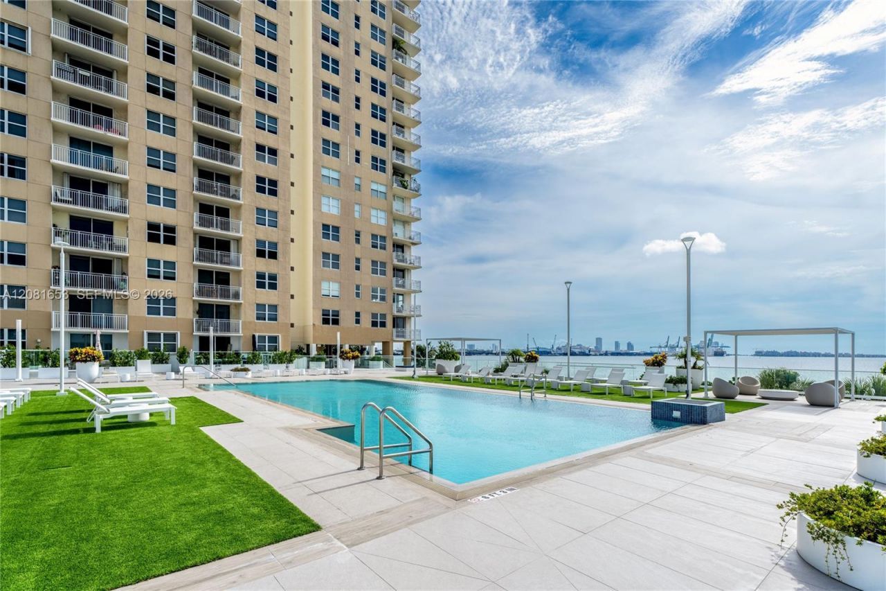 770 Claughton Island Dr , Unit 1603, Miami, FL 33131 Photo