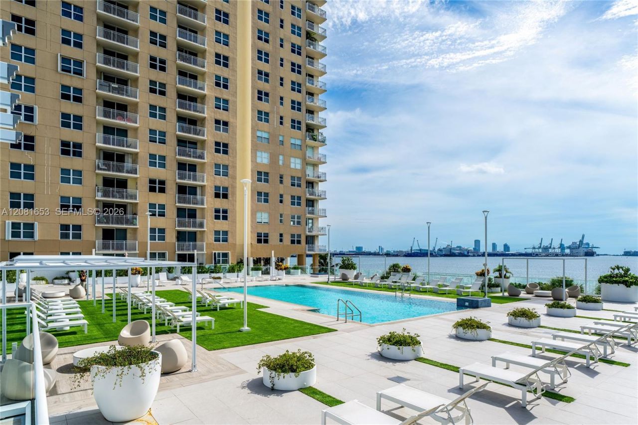770 Claughton Island Dr , Unit 1603, Miami, FL 33131 Photo