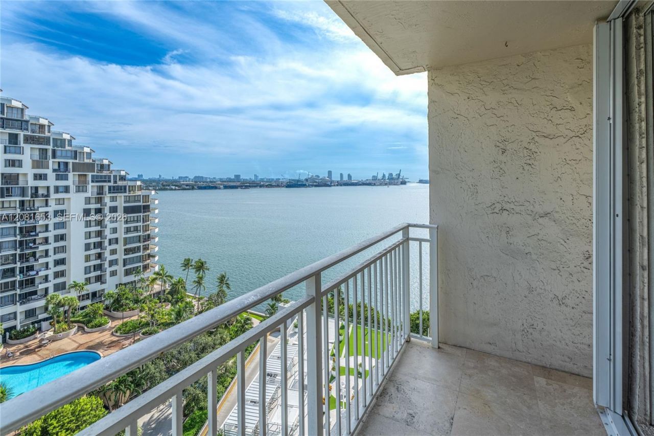 770 Claughton Island Dr , Unit 1603, Miami, FL 33131 Photo
