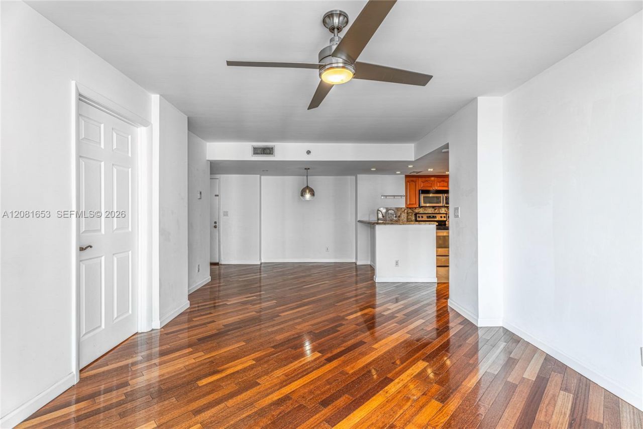 770 Claughton Island Dr , Unit 1603, Miami, FL 33131 Photo
