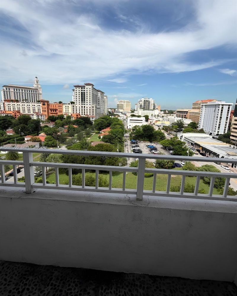 2351 Douglas Rd , Unit 1009, Miami, FL 33145 Photo