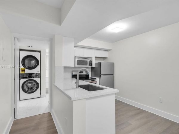 15495 Miami Lakeway N, Unit 101, Miami Lakes, FL 33014