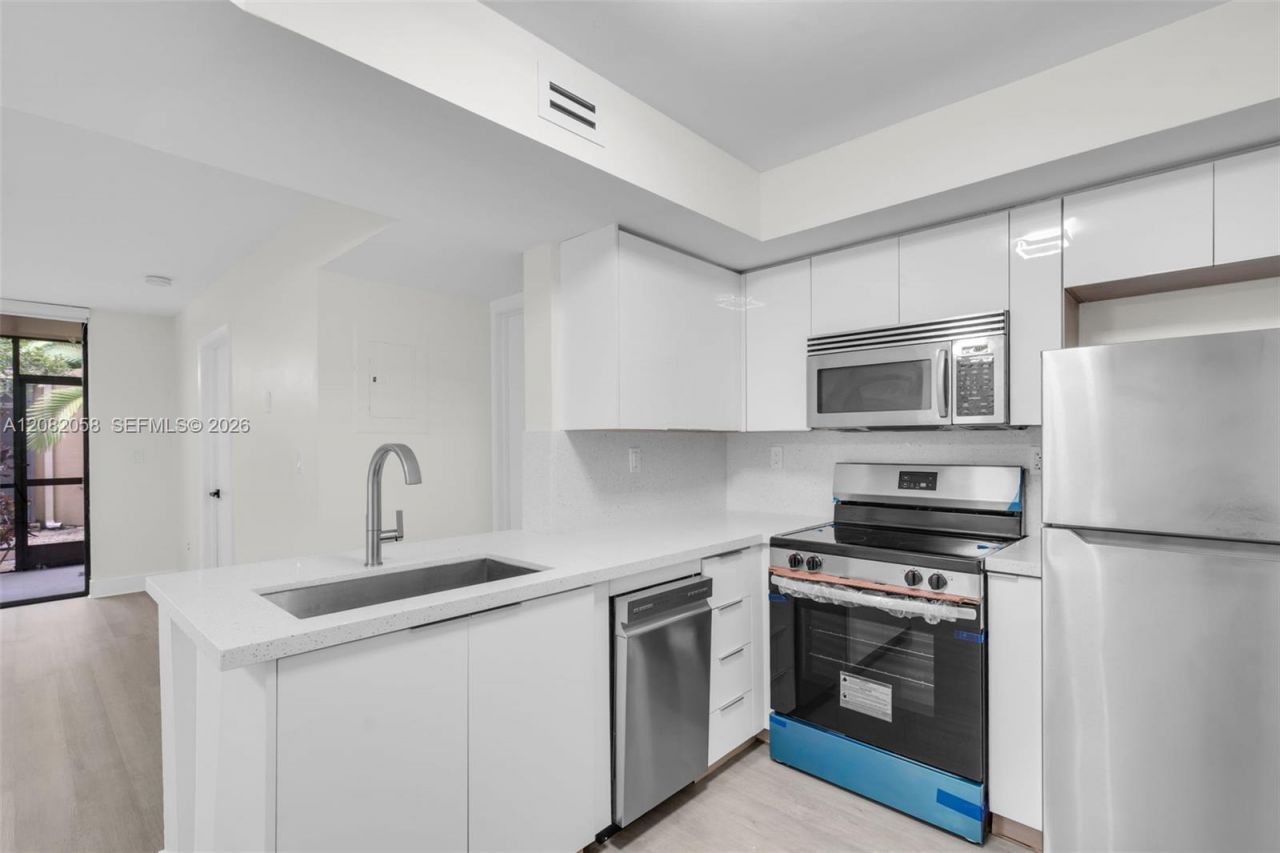 15495 N Miami Lakeway N, Unit 101, Miami Lakes, FL 33014 Photo