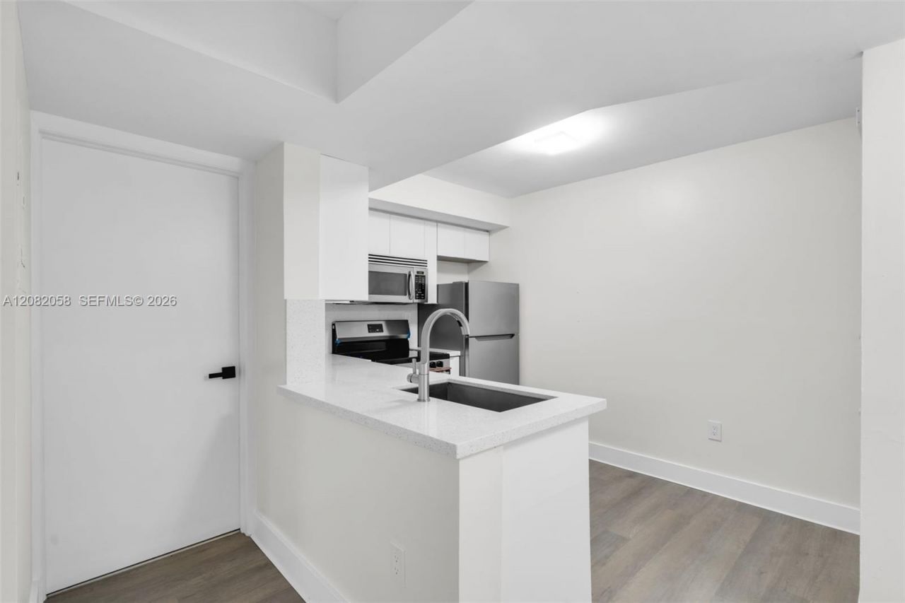 15495 N Miami Lakeway N, Unit 101, Miami Lakes, FL 33014 Photo