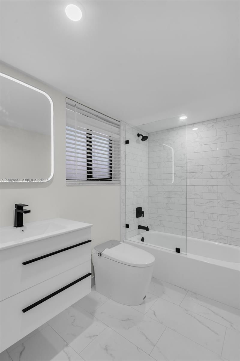 15495 Miami Lakeway N, Unit 101, Miami Lakes, FL 33014 Photo