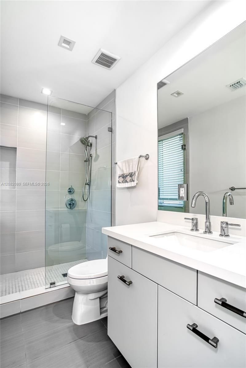 6100 N Ocean Dr, Unit 2N, Hollywood, FL 33019 Photo