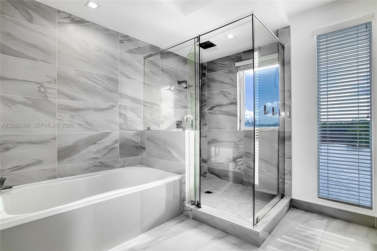 6100 N Ocean Dr, Unit 2N, Hollywood, FL 33019 Photo