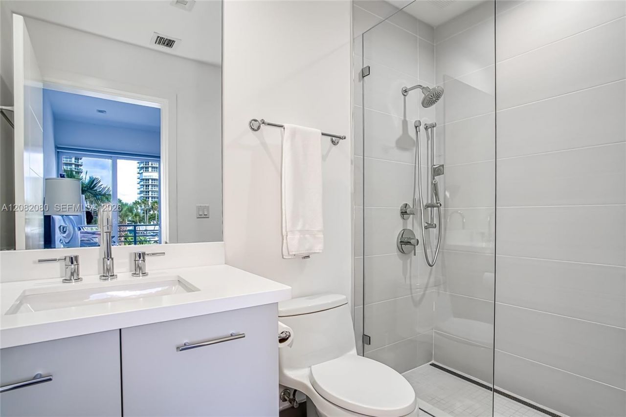 6100 N Ocean Dr, Unit 2N, Hollywood, FL 33019 Photo