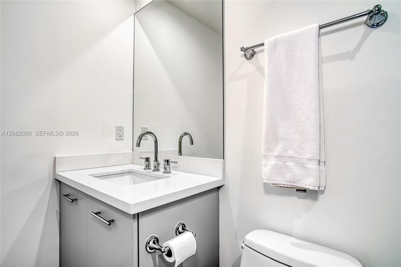 6100 N Ocean Dr, Unit 2N, Hollywood, FL 33019 Photo