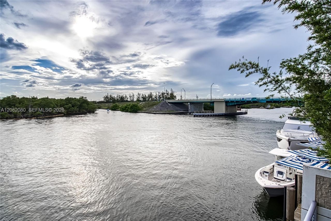 6100 N Ocean Dr, Unit 2N, Hollywood, FL 33019 Photo