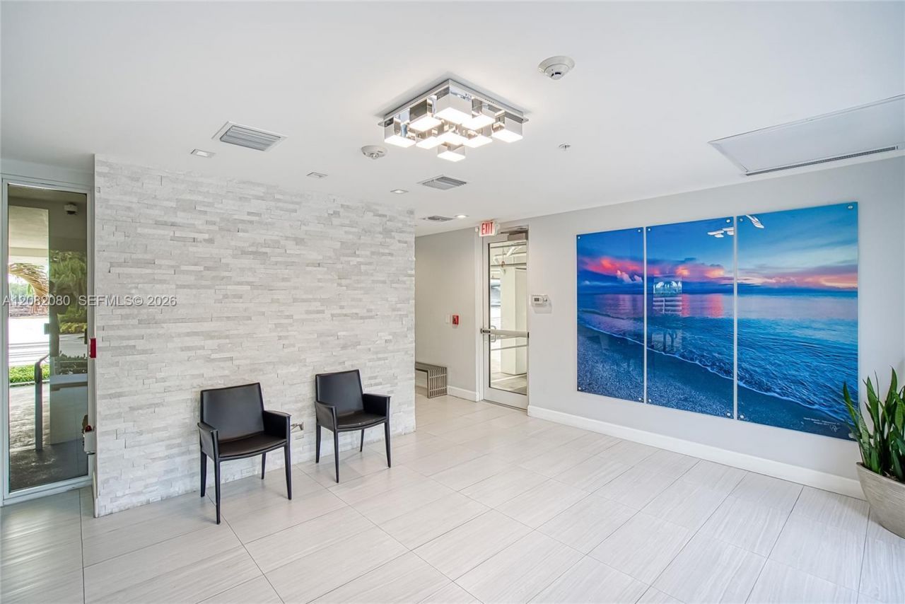 6100 N Ocean Dr, Unit 2N, Hollywood, FL 33019 Photo