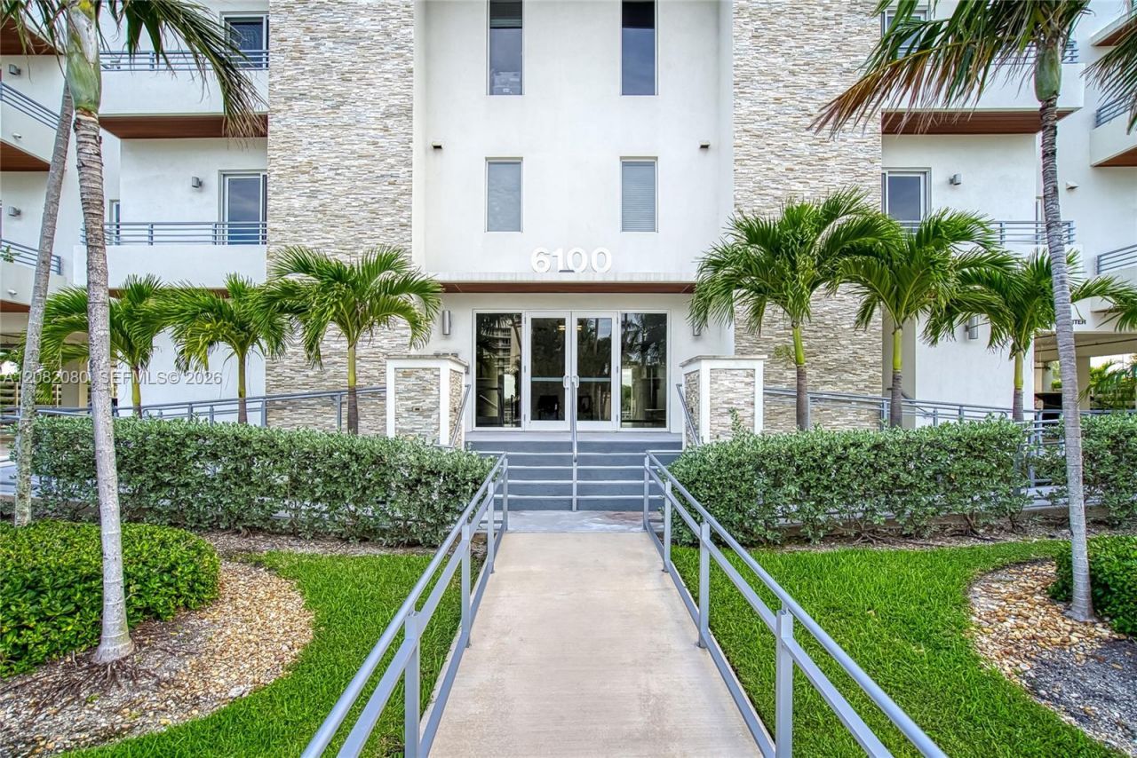 6100 N Ocean Dr, Unit 2N, Hollywood, FL 33019 Photo