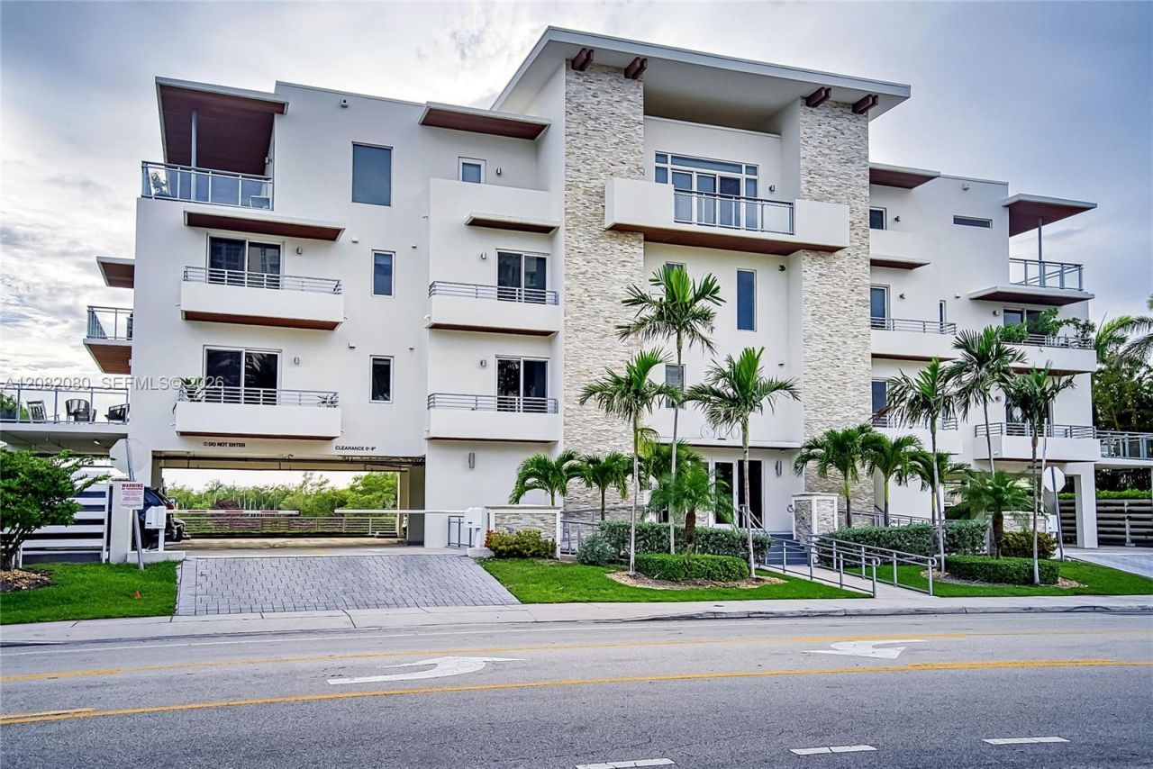 6100 N Ocean Dr, Unit 2N, Hollywood, FL 33019 Photo