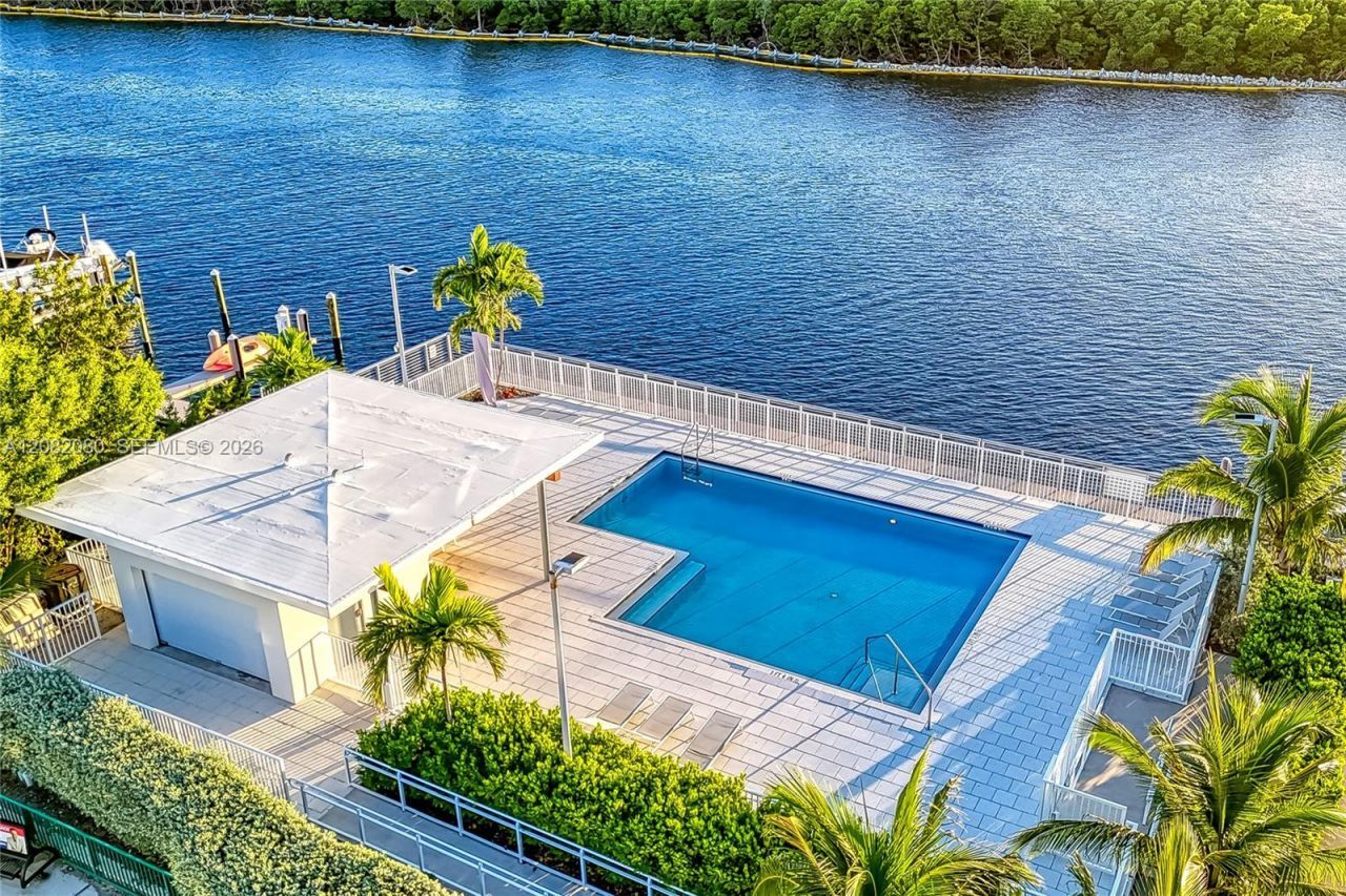 6100 N Ocean Dr, Unit 2N, Hollywood, FL 33019 Photo