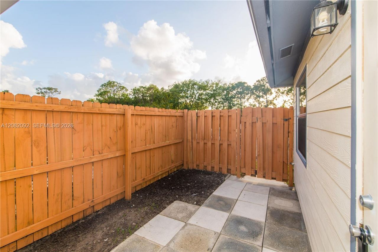 1804 My Pl, West Palm Beach, FL 33417 Photo
