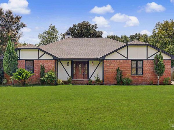 3883 Bay Wind Dr, Gulf Breeze, FL 32563