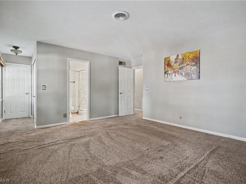 78 Yardley Lane, Akron, OH 44313 Photo 17
