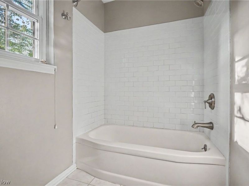 78 Yardley Lane, Akron, OH 44313 Photo 22