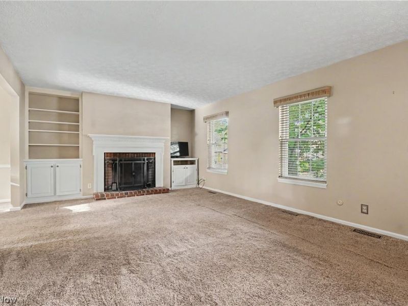 78 Yardley Lane, Akron, OH 44313 Photo 6