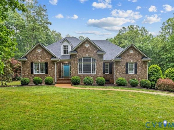 2792 E Maple Grove Lane , Powhatan, VA 23139