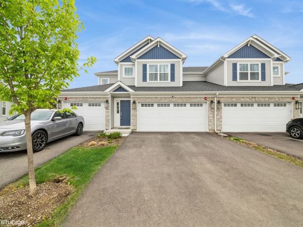 347 Masters Drive , Addison, IL 60101